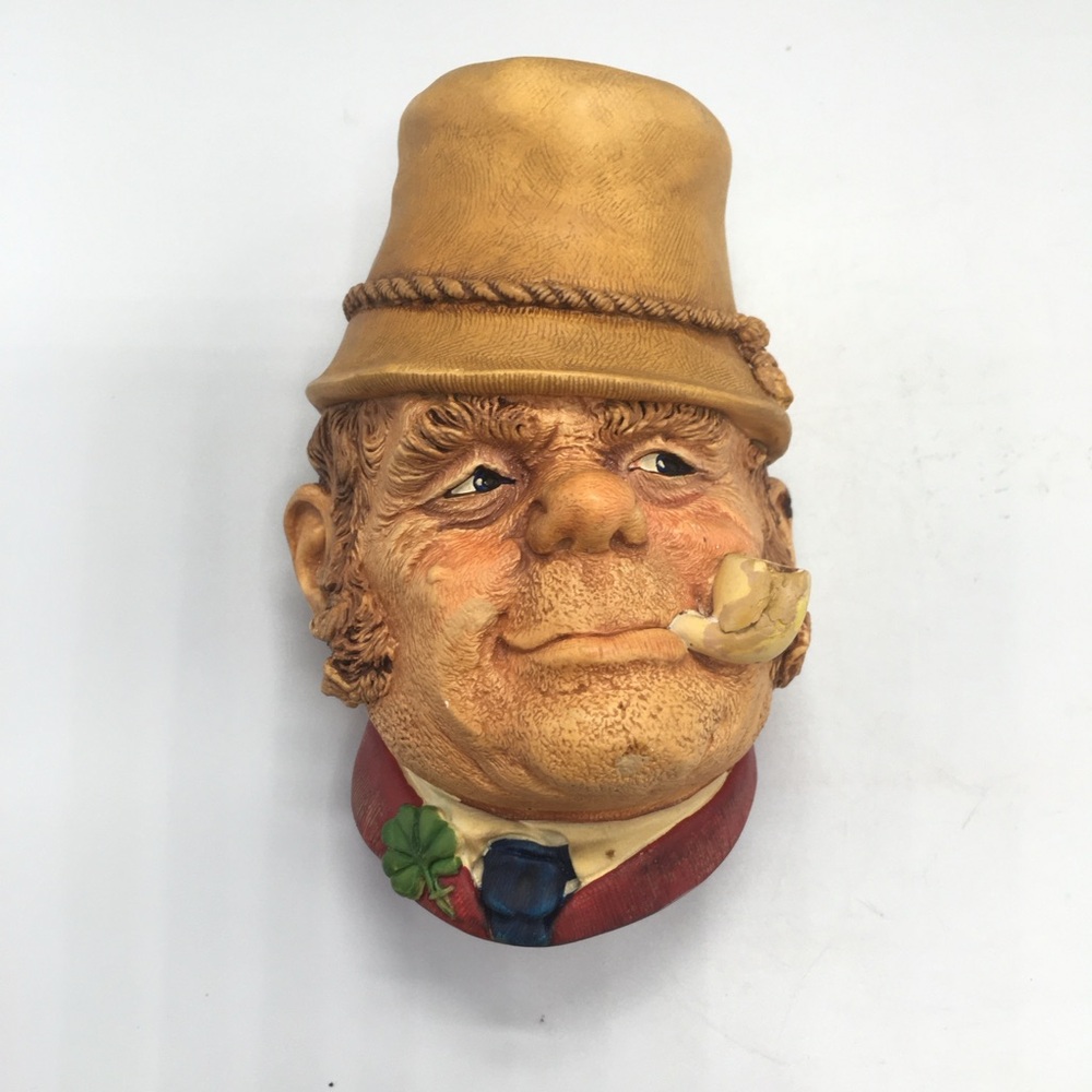 VTG Bossons England, Pipe Paddy Irishman Signed Chalkware Head/Wall Pocket 6x4”